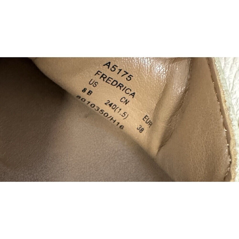 COACH Driving Loafers Fredrica Pebbled Leather Ivory Flats Slip On Womens 8B - Picture 7 of 12